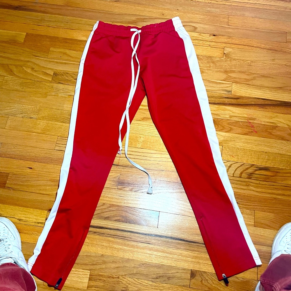 Men’s Red Zip Jogger Sweatpants, Size M